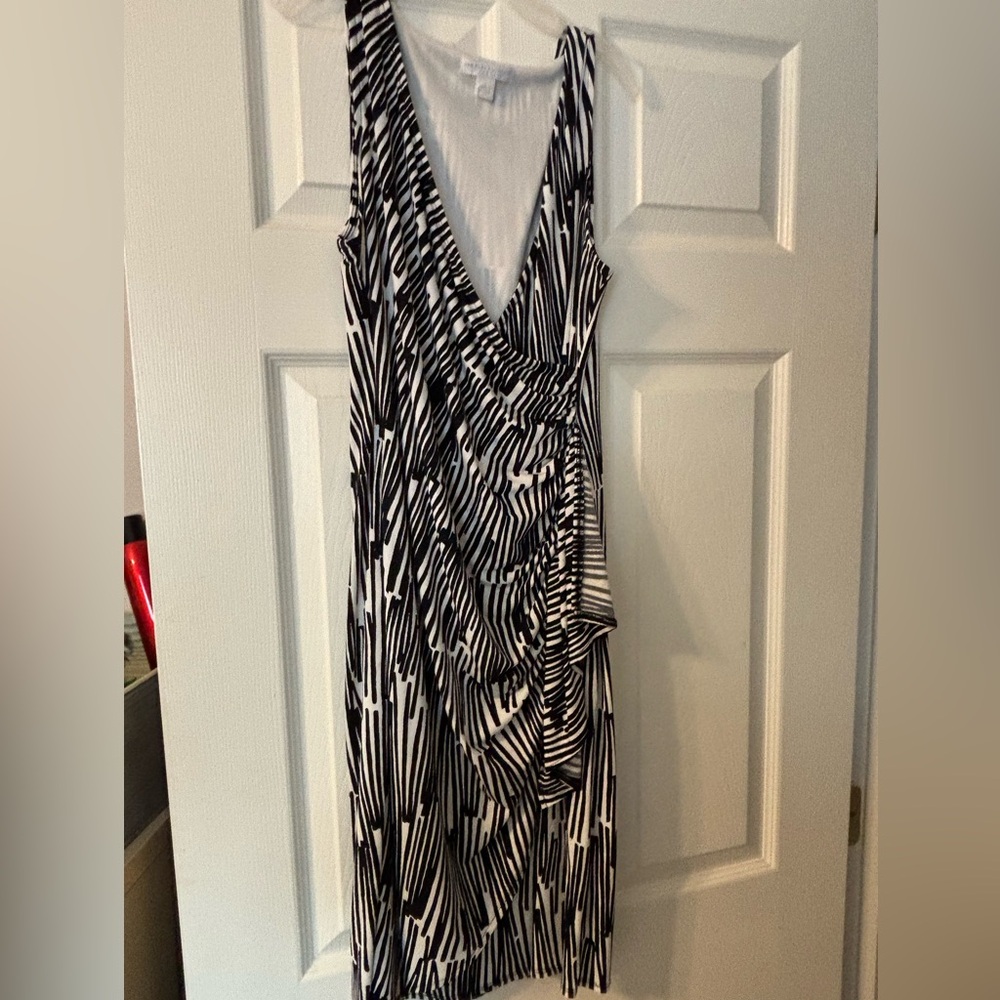 New York & Company Black and White Asymmetrical Dress